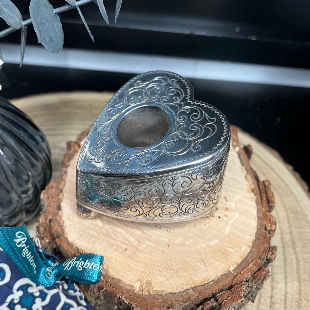 Brighton Silver Heart Design Candle / Pen Holder - Picture 4 of 7